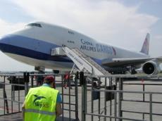 Nakládka obřího Boeingu 747